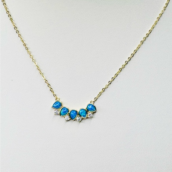 Chic 18K Gold Necklace with Blue Opal Stones and Crystal Accents - Picture 2 of 4
